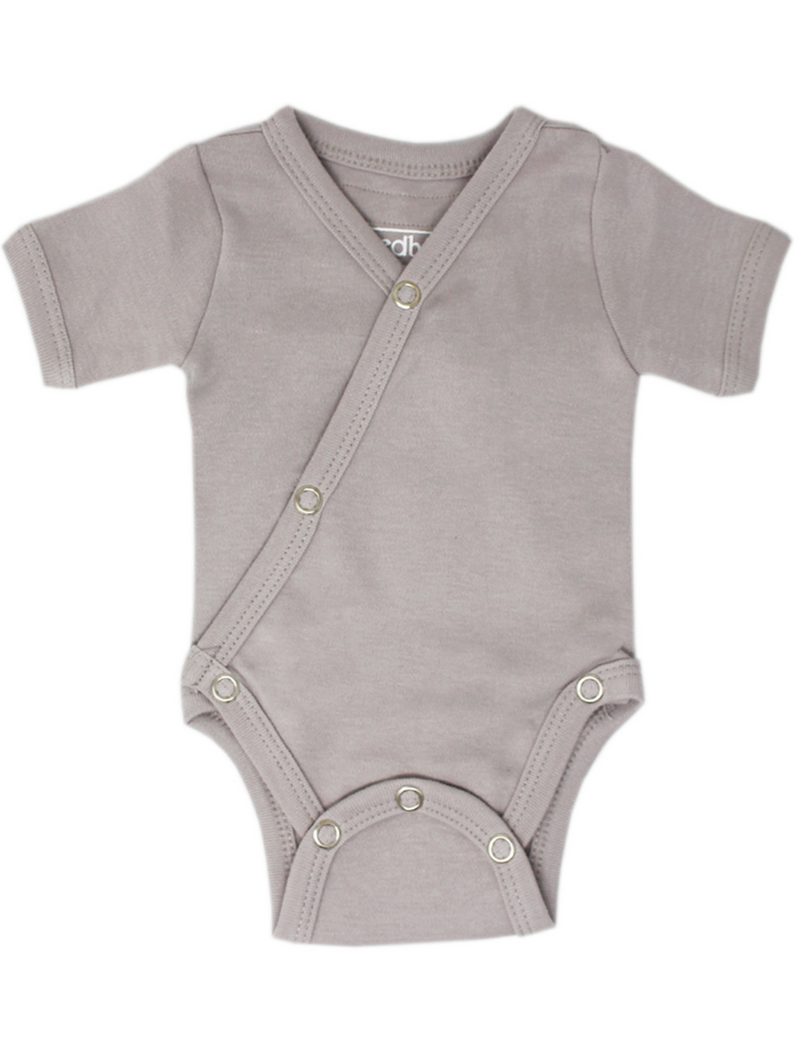 L'ovedbaby | Organic Short-Sleeve Kimono Bodysuit - Light Gray